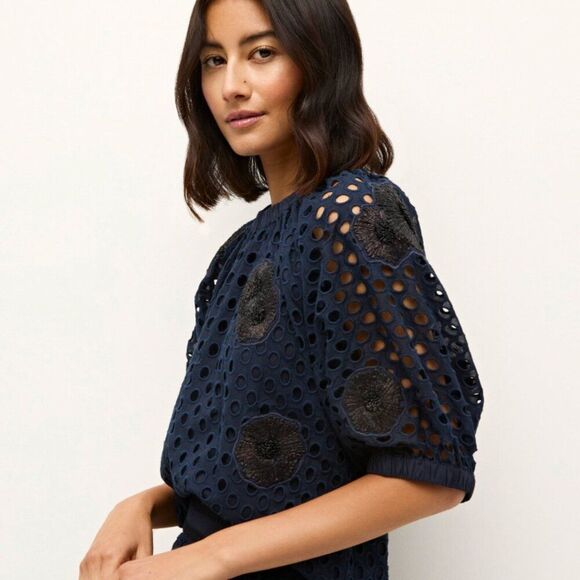 Marie Oliver Navy Lace Floral Doro Top - Picture 5 of 6